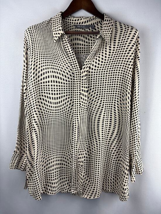 Ulla Popken Tops - Women’s Ulla Popken Size 16/18 Cream Beige Black Patterned Blouse